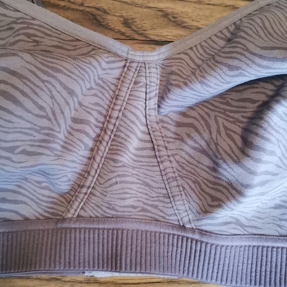 Deesse Additional Elle Bra Animal Print Plus 40DD - Picture 3 of 7